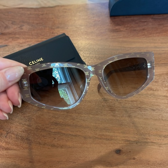 Celine cat eye monogram sunglasses - Picture 4 of 10